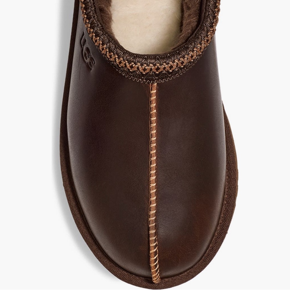 New in box - UGG Men’s size 11 Slipper